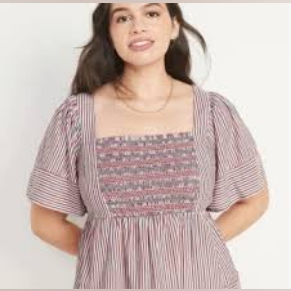 Old Navy #875468 Flutter-Sleeve Smocked Babydoll Swing Blouse NWT size XXL